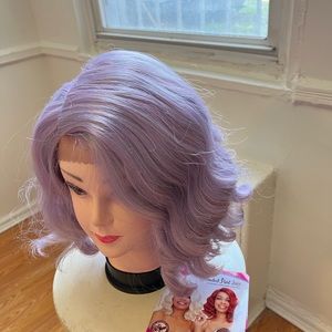 Woman Blonde lace front wig with baby hair tenge free no sheds